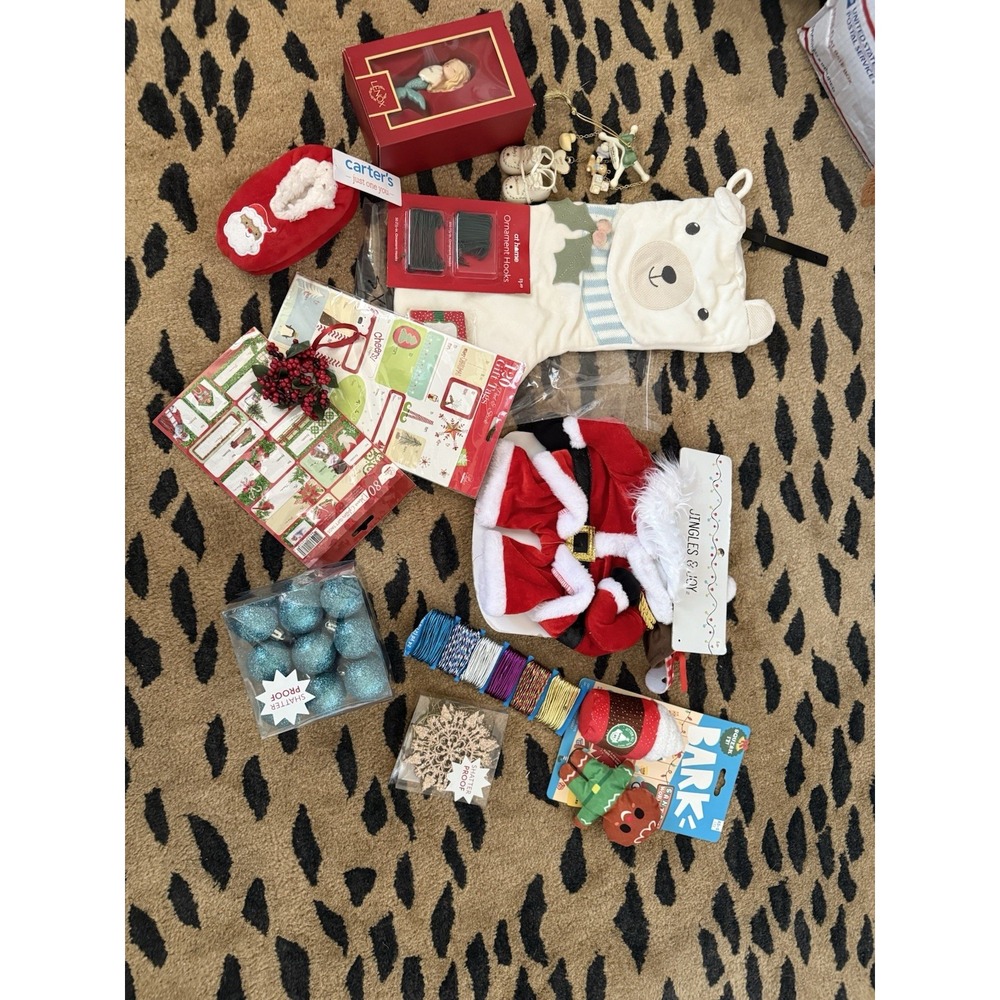 Christmas In July Miscellaneous Haul. Nwt Something For Everyone. 3963